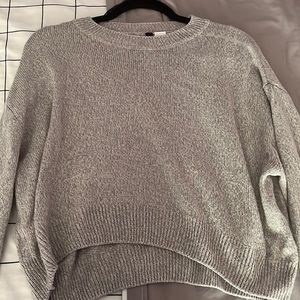 Gray long sleeve Knit sweater